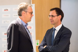 Bild 5 / 66